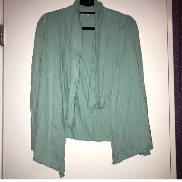 Bundle of two (mint & tiffany) green light weight sweaters - Picture 8 of 12